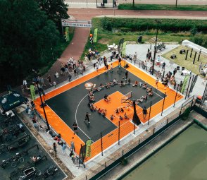 Opening court: Haarlem