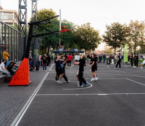 Opening court: Dordrecht