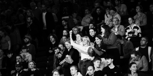 Basketbalfans genieten tijdens 3x3 World Tour Amsterdam Masters: 'Dit is een mega spektakel'