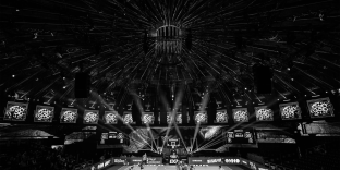 Spelers en coaches onder de indruk van Gashouder als venue: 'Deze locatie is uniek'