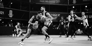 Julius van Sauers's journey naar de World stage